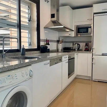 Precioso Piso Con Magnifica Vista Cerca Playa *