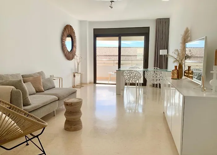 Precioso Piso Con Magnifica Vista Cerca Playa *