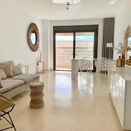 Precioso Piso Con Magnifica Vista Cerca Playa *